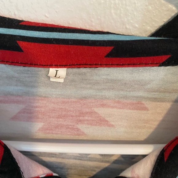 NWT Womans Lg Aztec Print Sweater - Picture 2 of 2